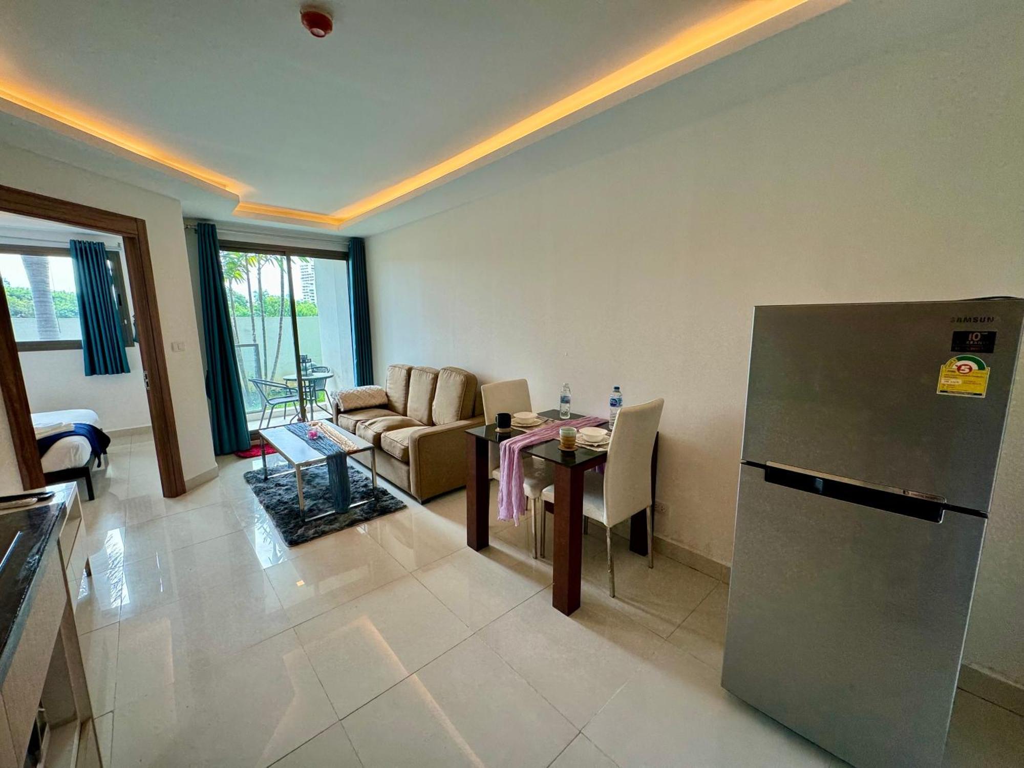 Maldives Resort By Psr Jomtien Beach Oda fotoğraf